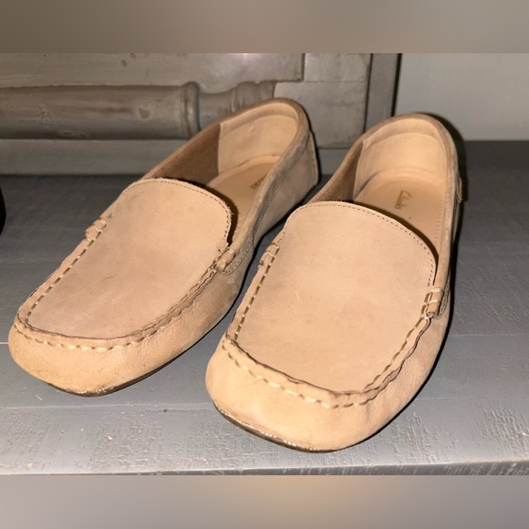 WOMENS CLARK’S LOAFERS - Picture 2 of 5